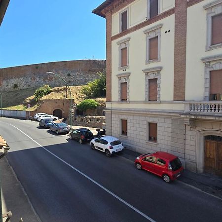锡耶纳Palio House Montluc公寓 外观 照片